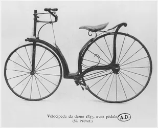 Velocipede voor een dame ontworpen in 1847, met pedalen
